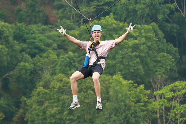 Kingkong Smile Zipline