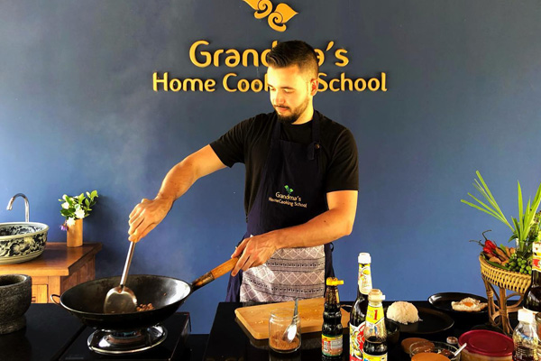 GrandmaJw==s Home Cooking School